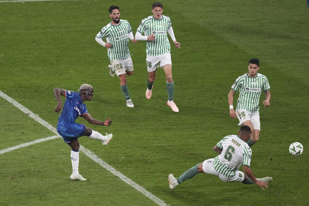 法尔克：利物浦领跑格伊争夺战，拜仁目前优先与于帕续约